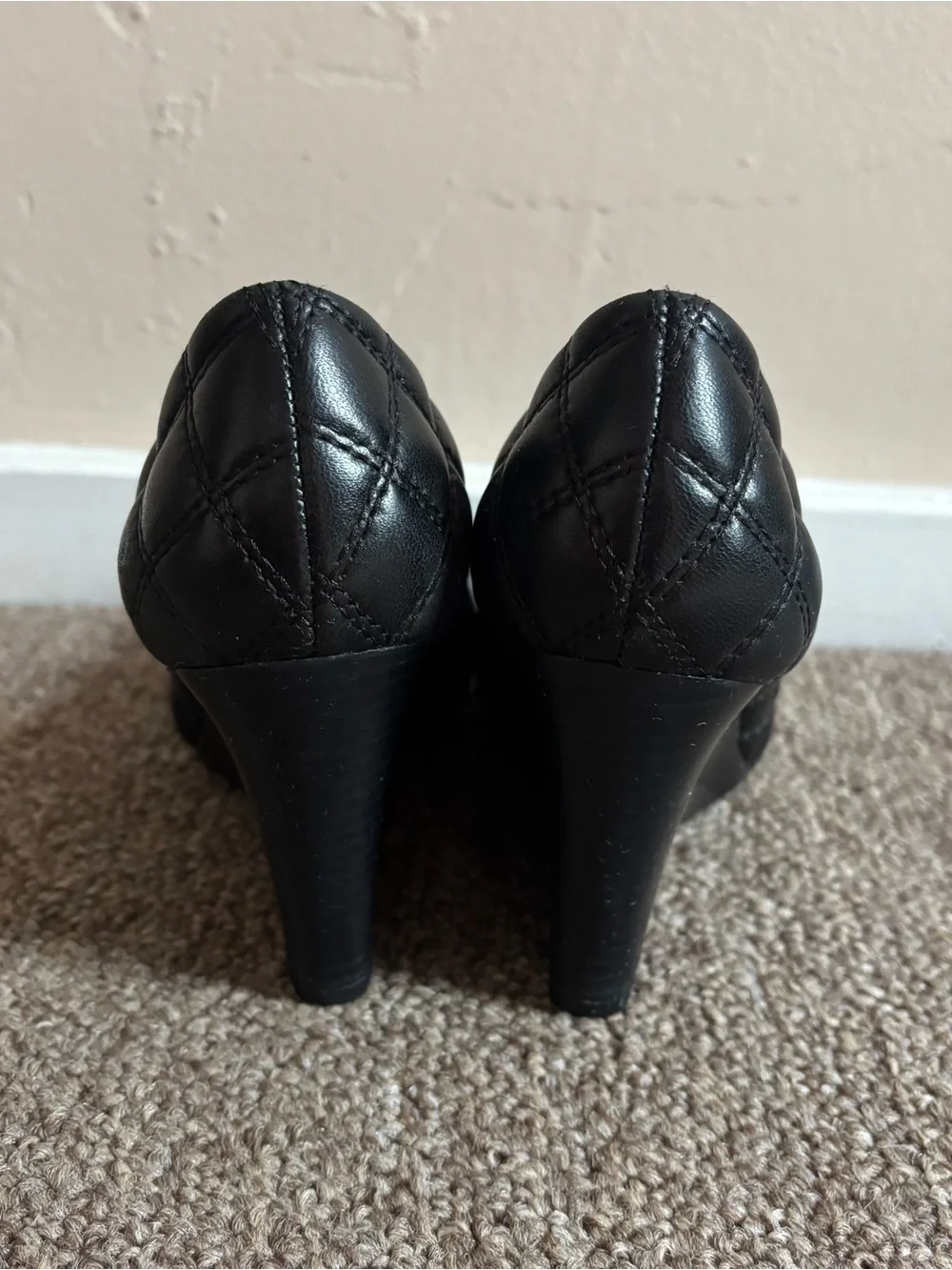 Tory Burch pre owned